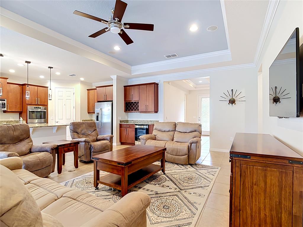 686 Irvine Ranch Road Poinciana, FL 34759 - Photo 4 of 49 Gallery Image 4