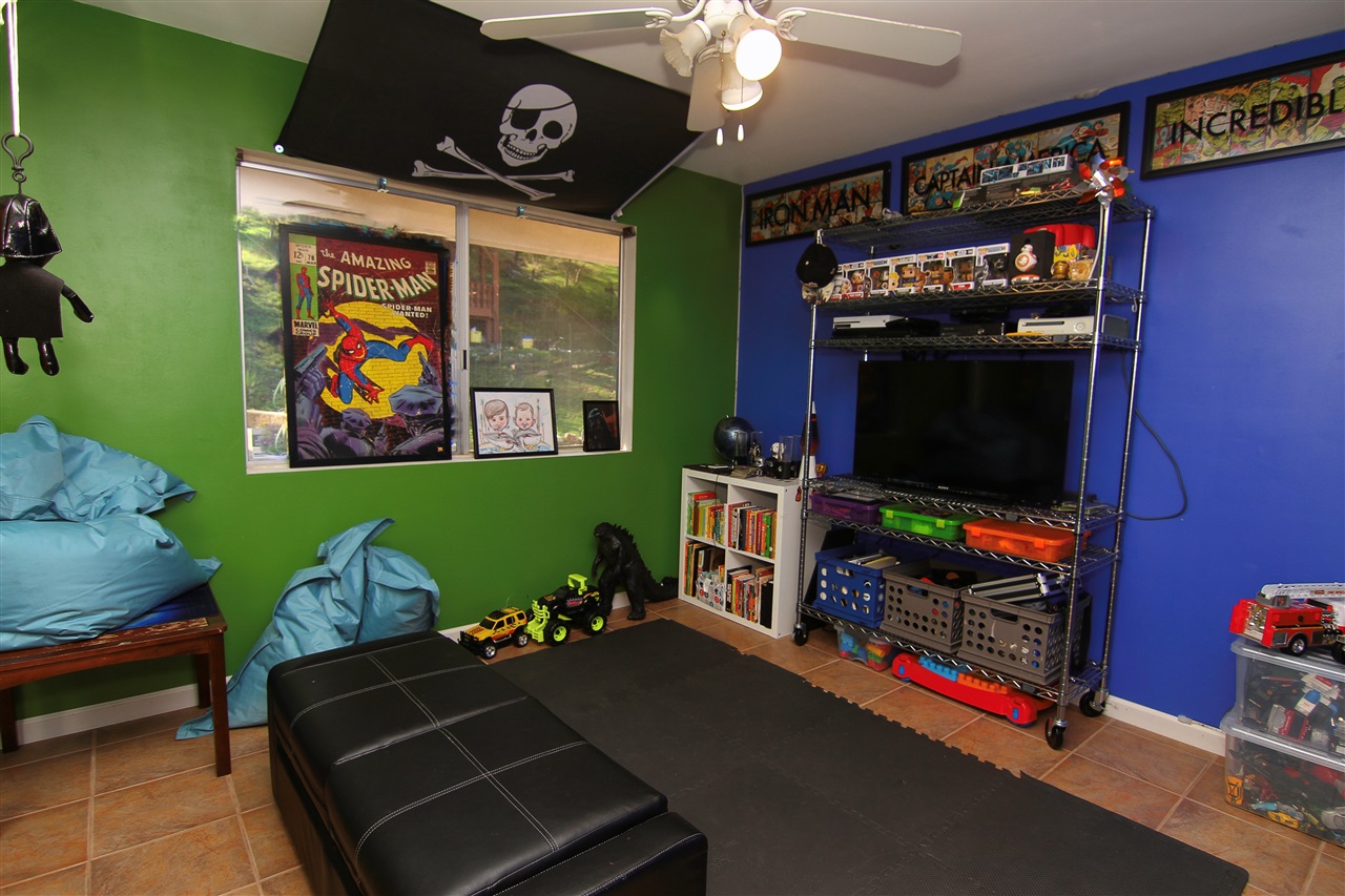 11933 Old Castle Road Valley Center, CA 92082 - Photo 8 of 14