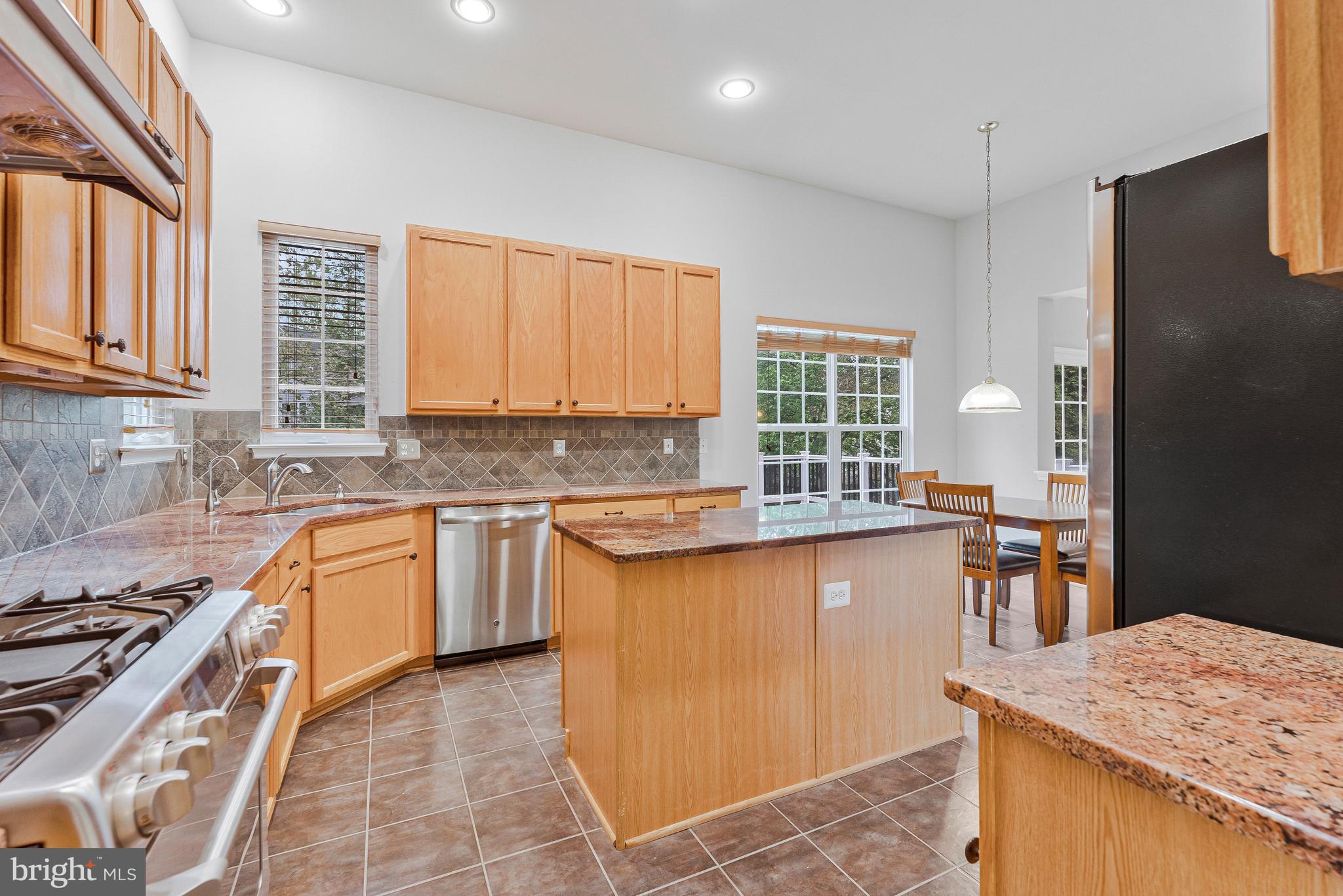 18218 Red Rock Way Leesburg, VA 20176 - Photo 16 of 49