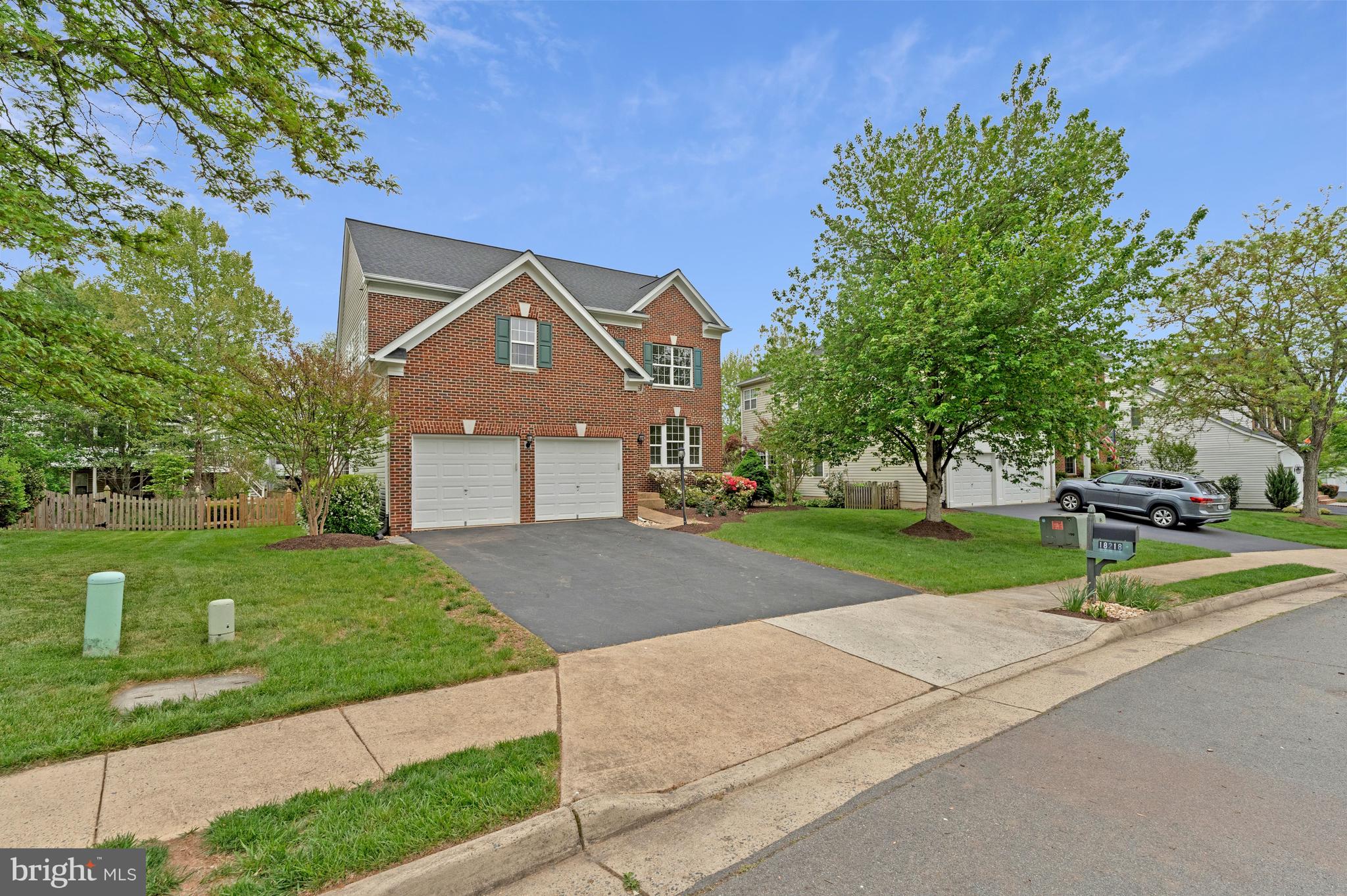 18218 Red Rock Way Leesburg, VA 20176 - Photo 2 of 49