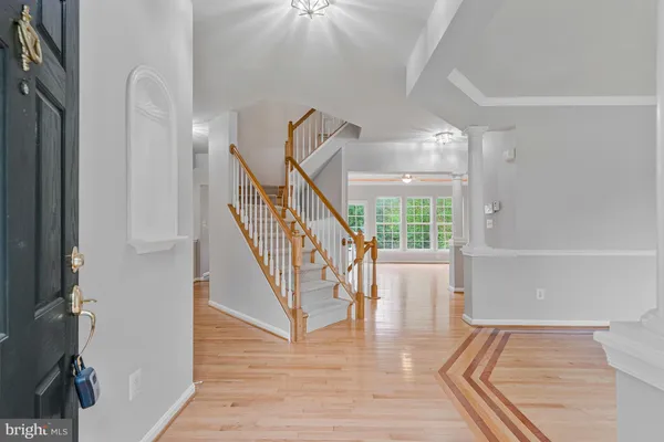 $889,000 | 18218 Red Rock Way, Leesburg, VA 20176