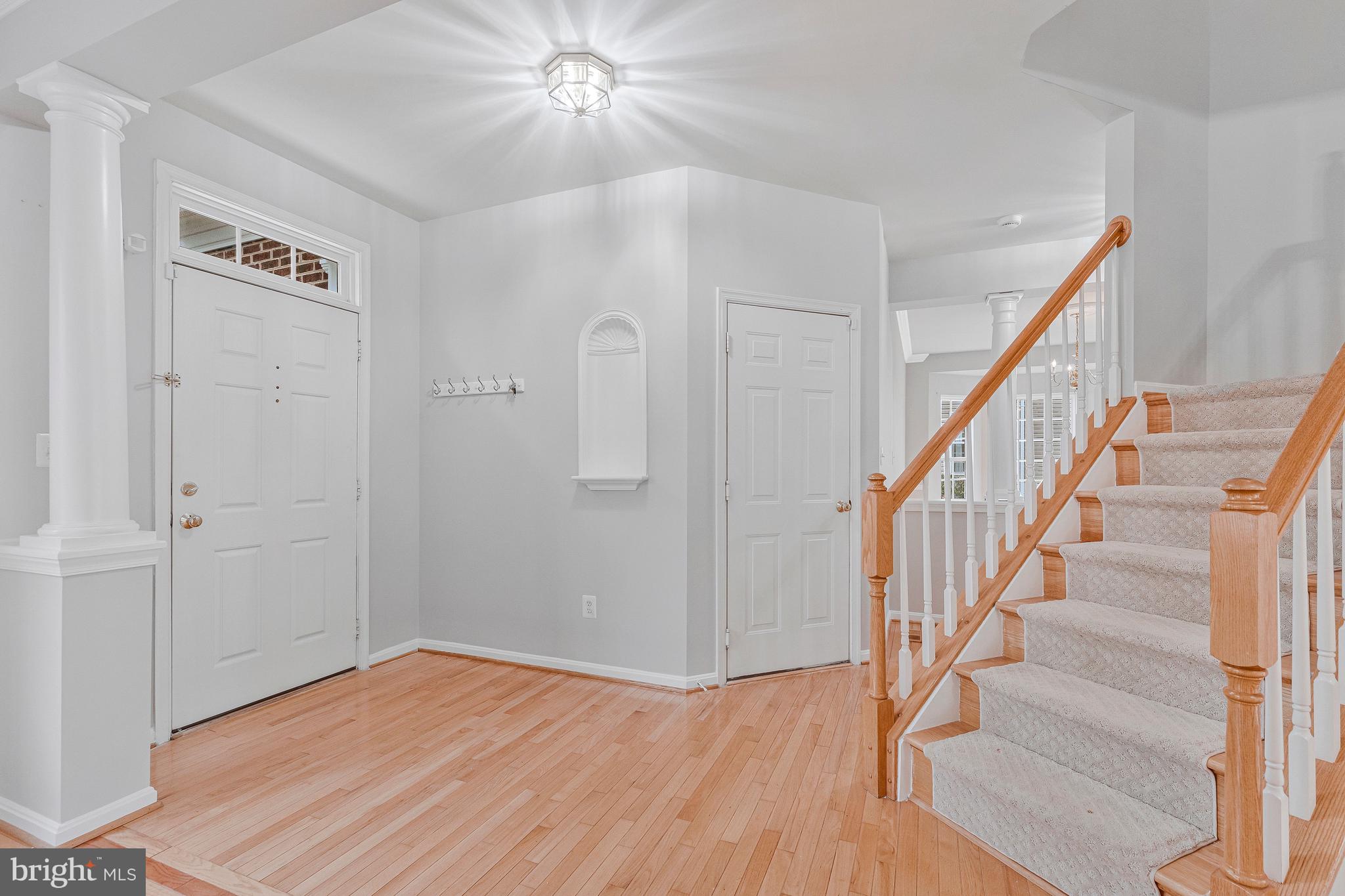 18218 Red Rock Way Leesburg, VA 20176 - Photo 5 of 49