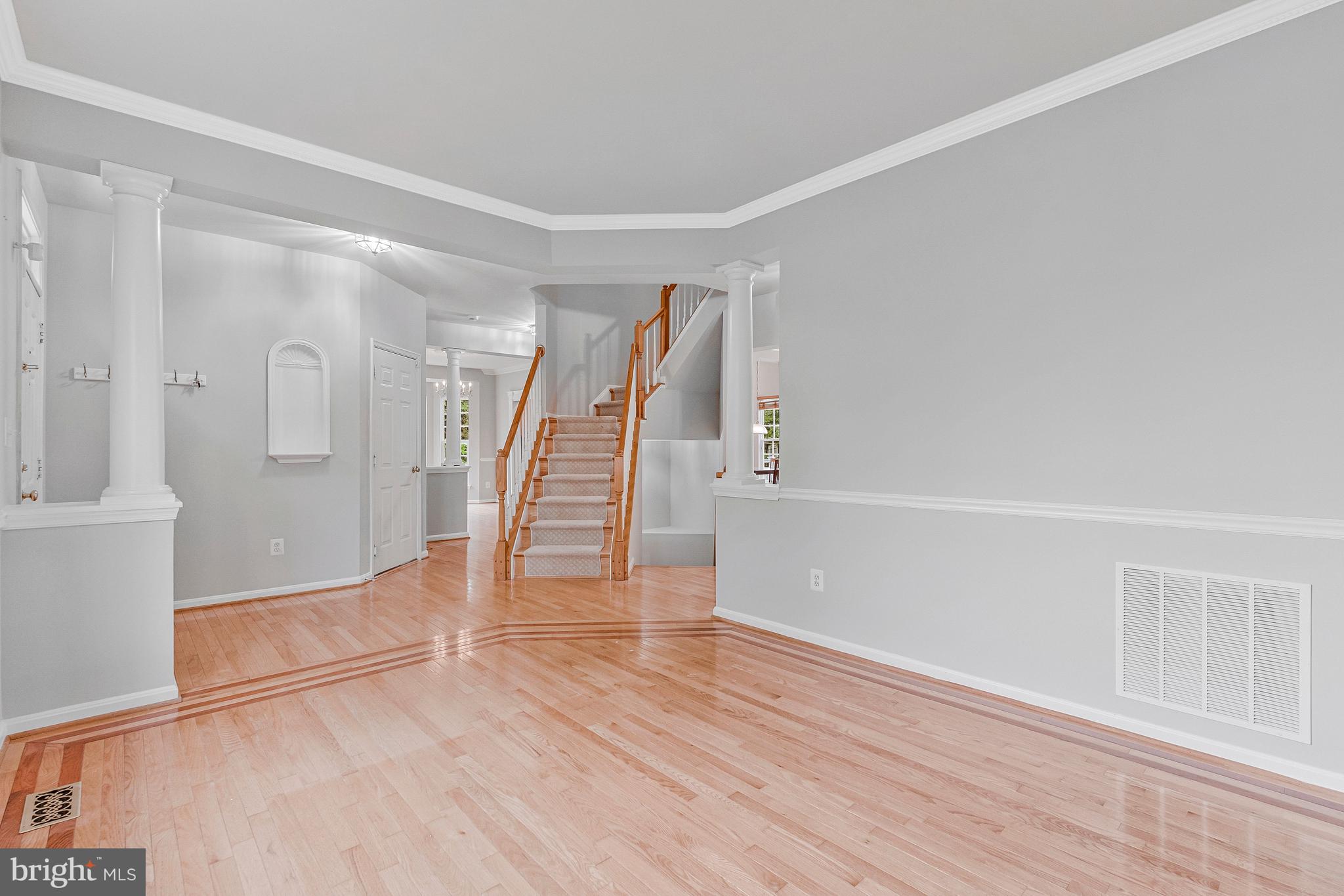18218 Red Rock Way Leesburg, VA 20176 - Photo 8 of 49