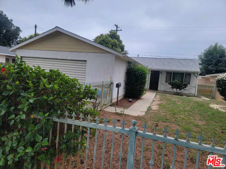 136 West Commercial St  