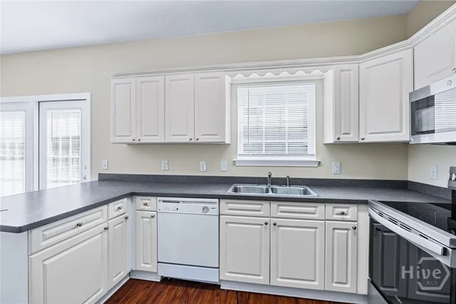 $1,800 | 119 Cypress Point Drive, Richmond Hill, GA 31324