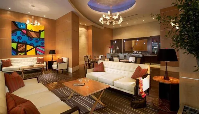 $599,000 | 253 Northeast 2nd Street, Unit 2710, Miami, FL 33132