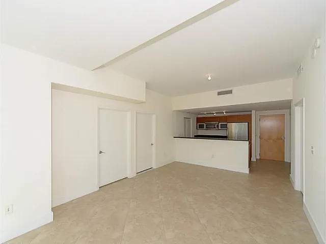 $599,000 | 253 Northeast 2nd Street, Unit 2710, Miami, FL 33132