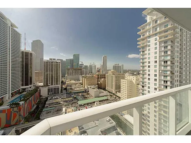 $599,000 | 253 Northeast 2nd Street, Unit 2710, Miami, FL 33132