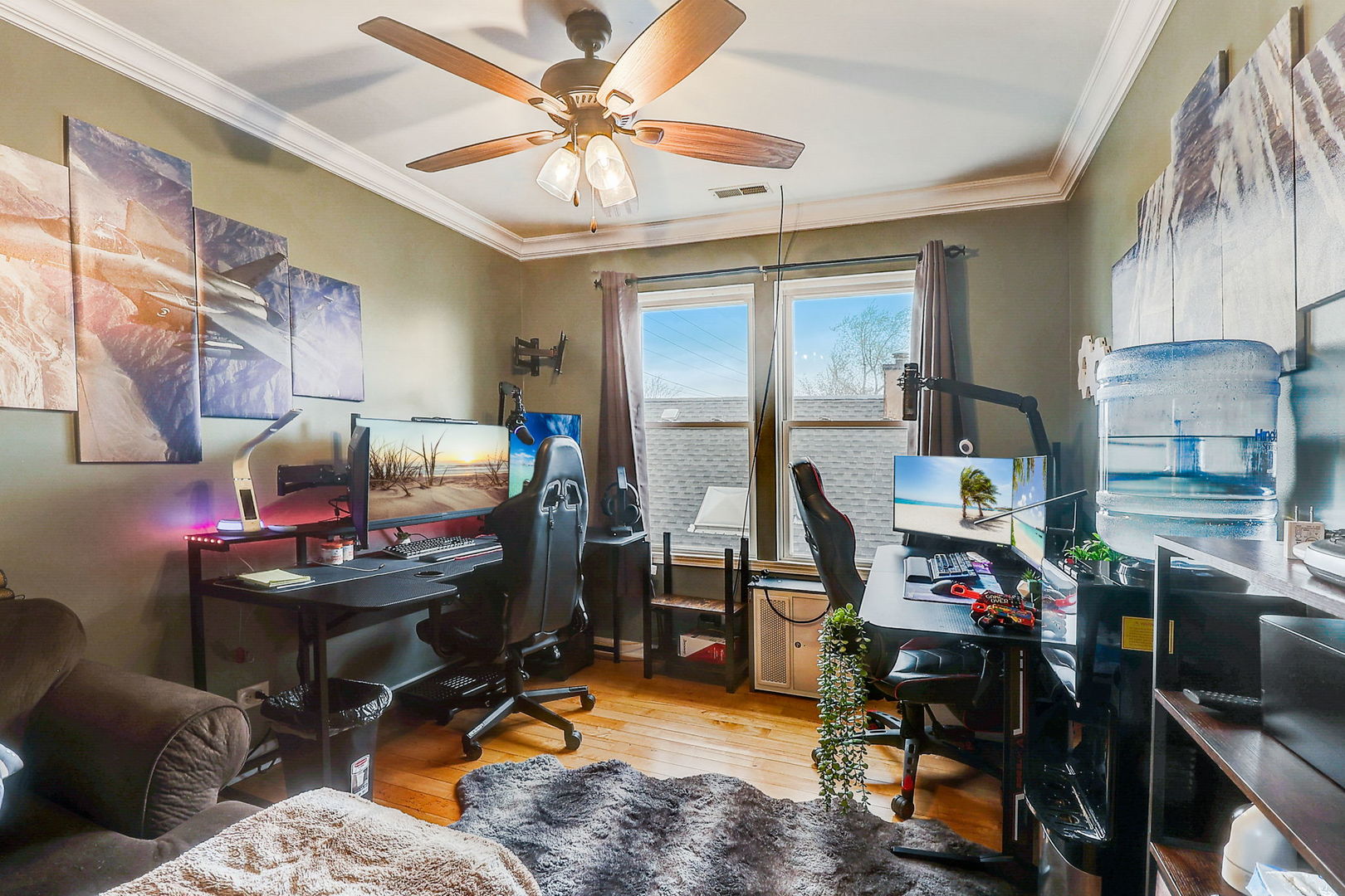 4045 Ruby Street Schiller Park, IL 60176 - Photo 18 of 33 a room with musical instruments