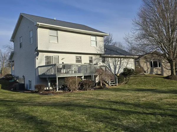 $520,000 | 2940 Eldora Court Southwest, Byron Center, MI 49315