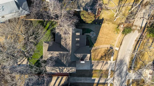 $2,825,000 | 7137 Meadow Lake Avenue, Dallas, TX 75214