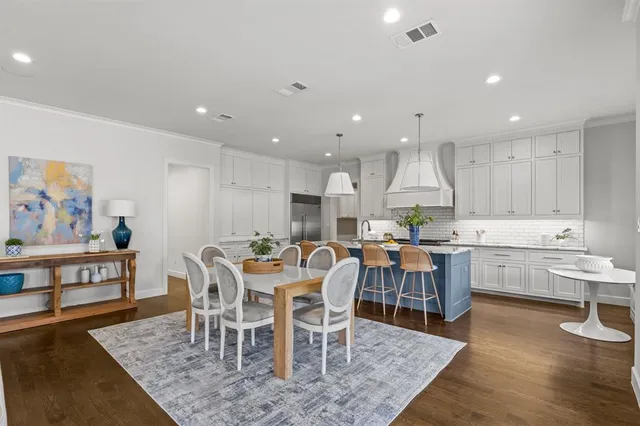 $2,825,000 | 7137 Meadow Lake Avenue, Dallas, TX 75214