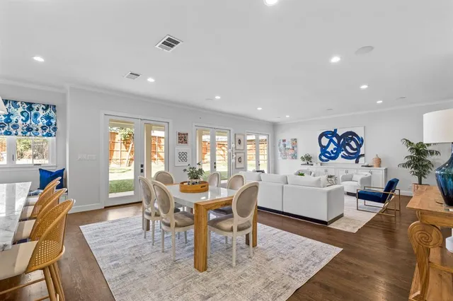 $2,825,000 | 7137 Meadow Lake Avenue, Dallas, TX 75214