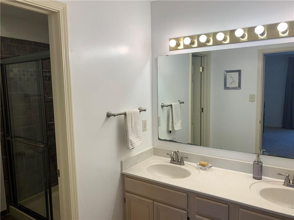 7710 Hidden Ridge Fishers, IN 46038 - Photo 18 of 30 Gallery Image 18