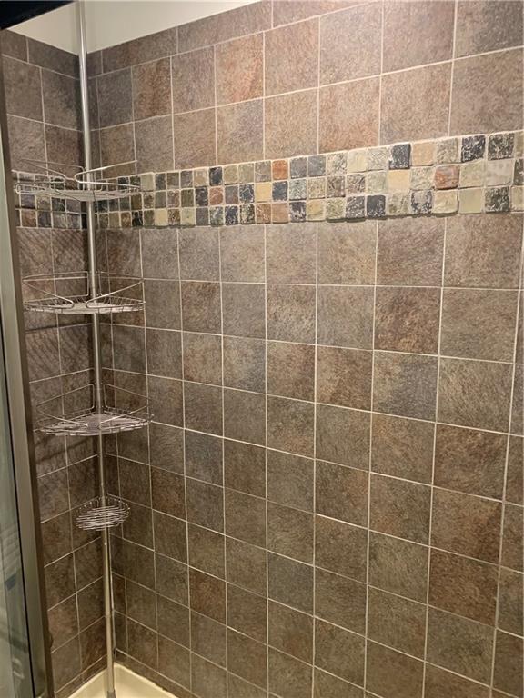 7710 Hidden Ridge Fishers, IN 46038 - Photo 20 of 30 Gallery Image 20