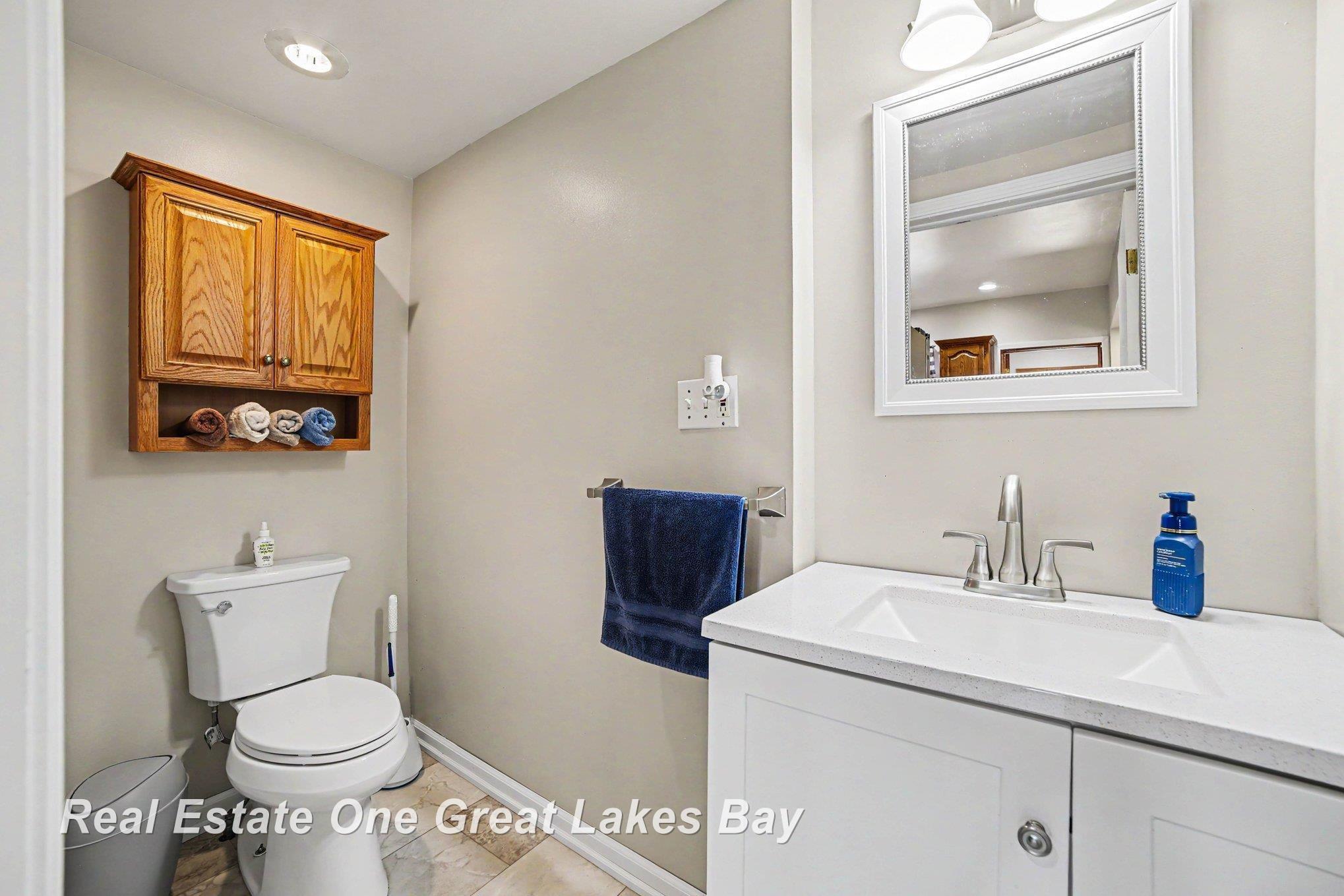 2107 10th Street Bay City, MI 48708 - Photo 13 of 31