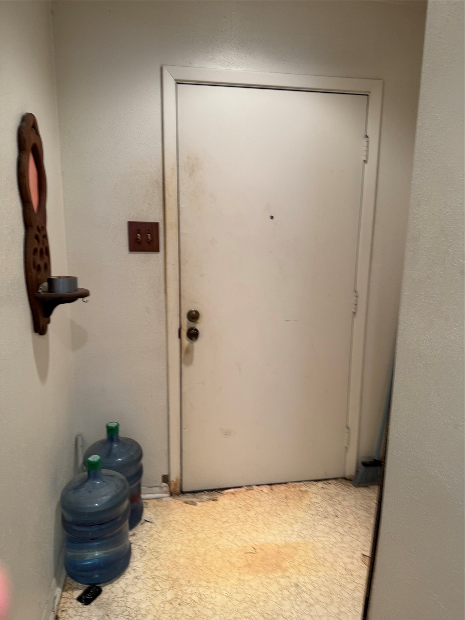 7815 Grove Ridge Drive Houston, TX 77061 - Photo 23 of 28 a bathroom with a shower