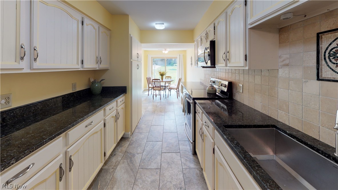3346 South Smith Road Fairlawn, OH 44333 - Photo 5 of 28