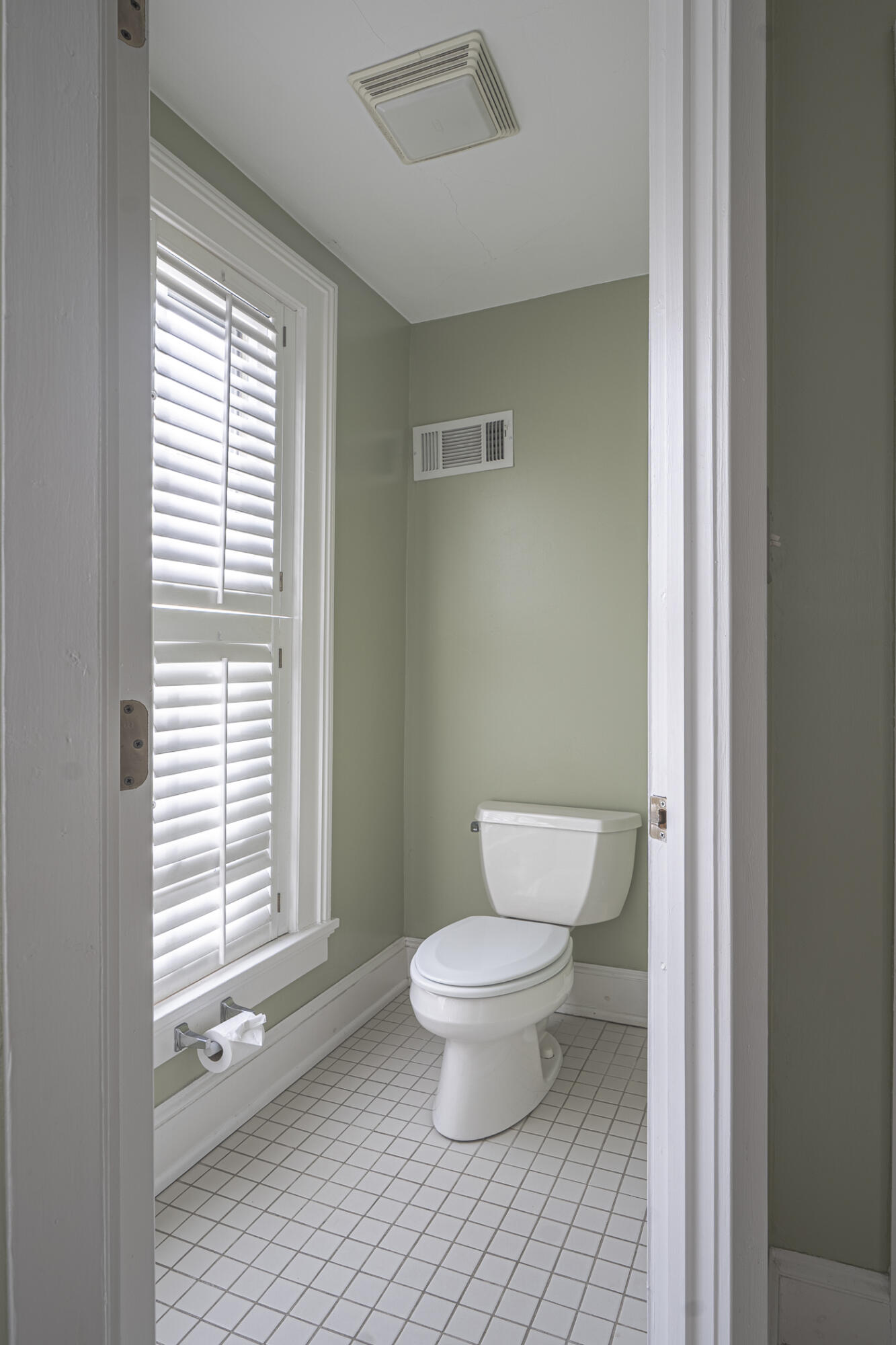 1517 Richmond Road Lexington, KY 40502 - Photo 20 of 29 19