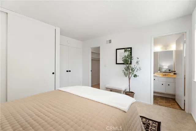 $1,300,000 | 17942 Caledonia Circle, Huntington Beach, CA 92647