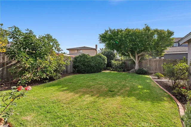 $1,300,000 | 17942 Caledonia Circle, Huntington Beach, CA 92647