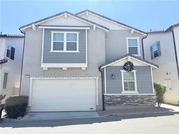 $3,300 | 203 The Promenade, Edgewater, NJ 07020