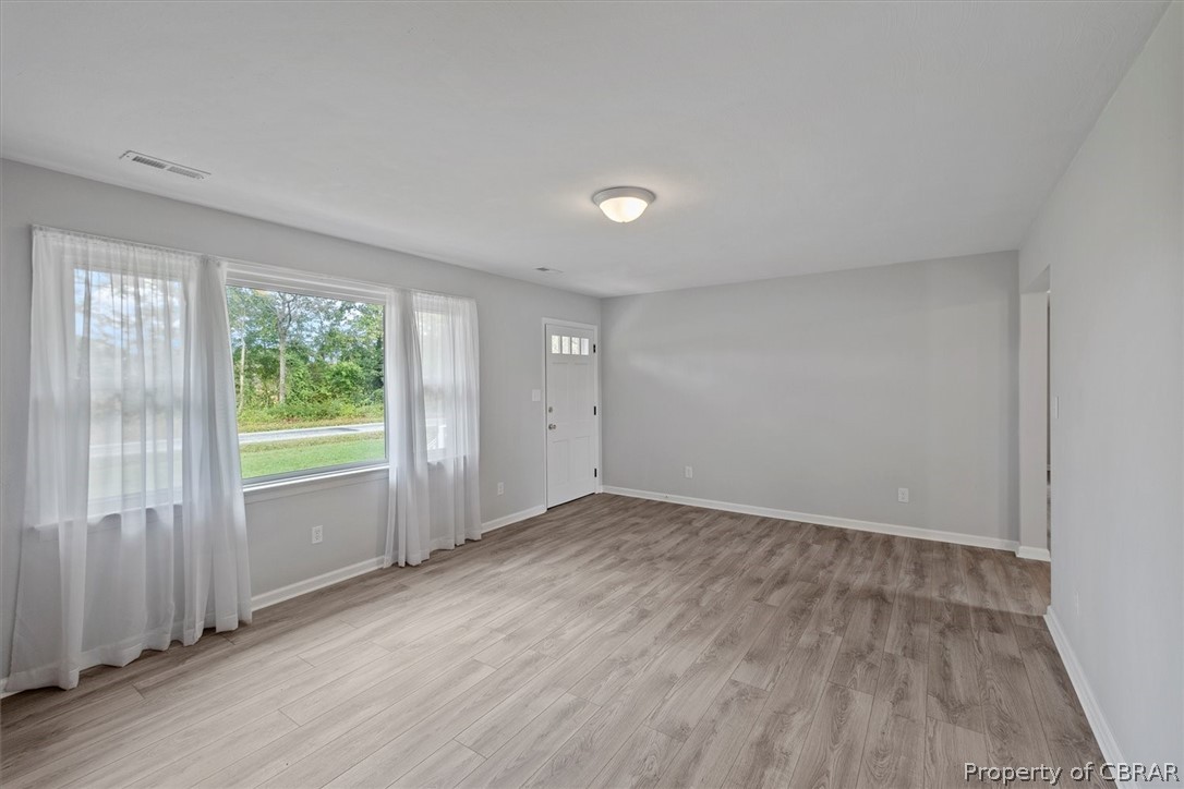 8016 Brays Point Road Hayes, VA 23072 - Photo 19 of 50