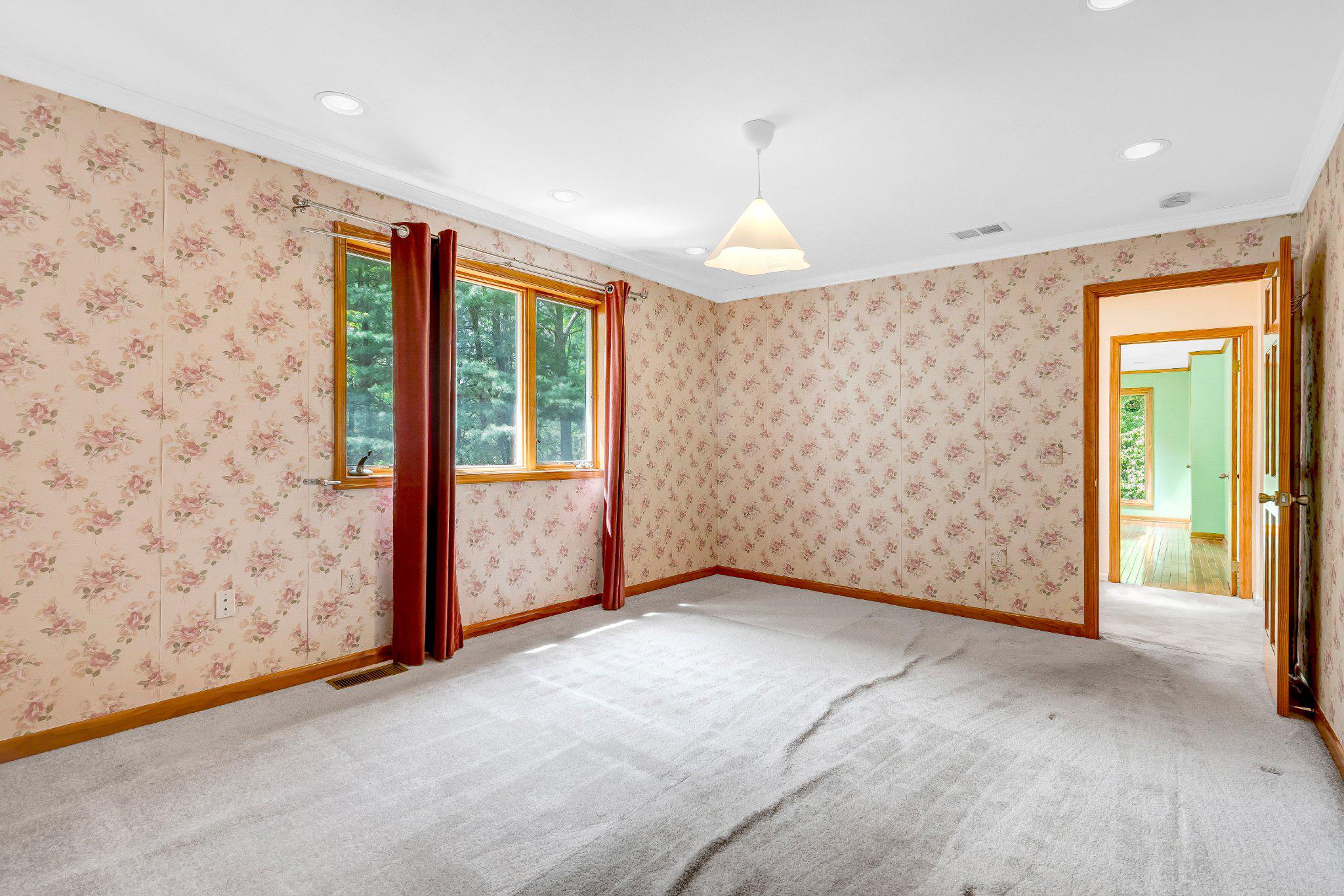 10910 Miller Road Oakton, VA 22124 - Photo 34 of 58 Bright, airy space with floral charm.