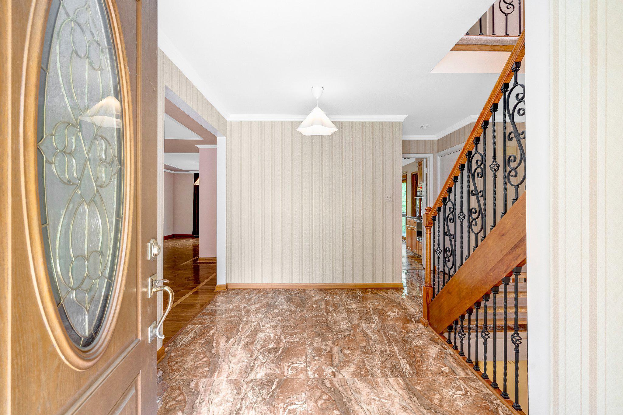 10910 Miller Road Oakton, VA 22124 - Photo 5 of 58 Inviting entrance with elegant details.