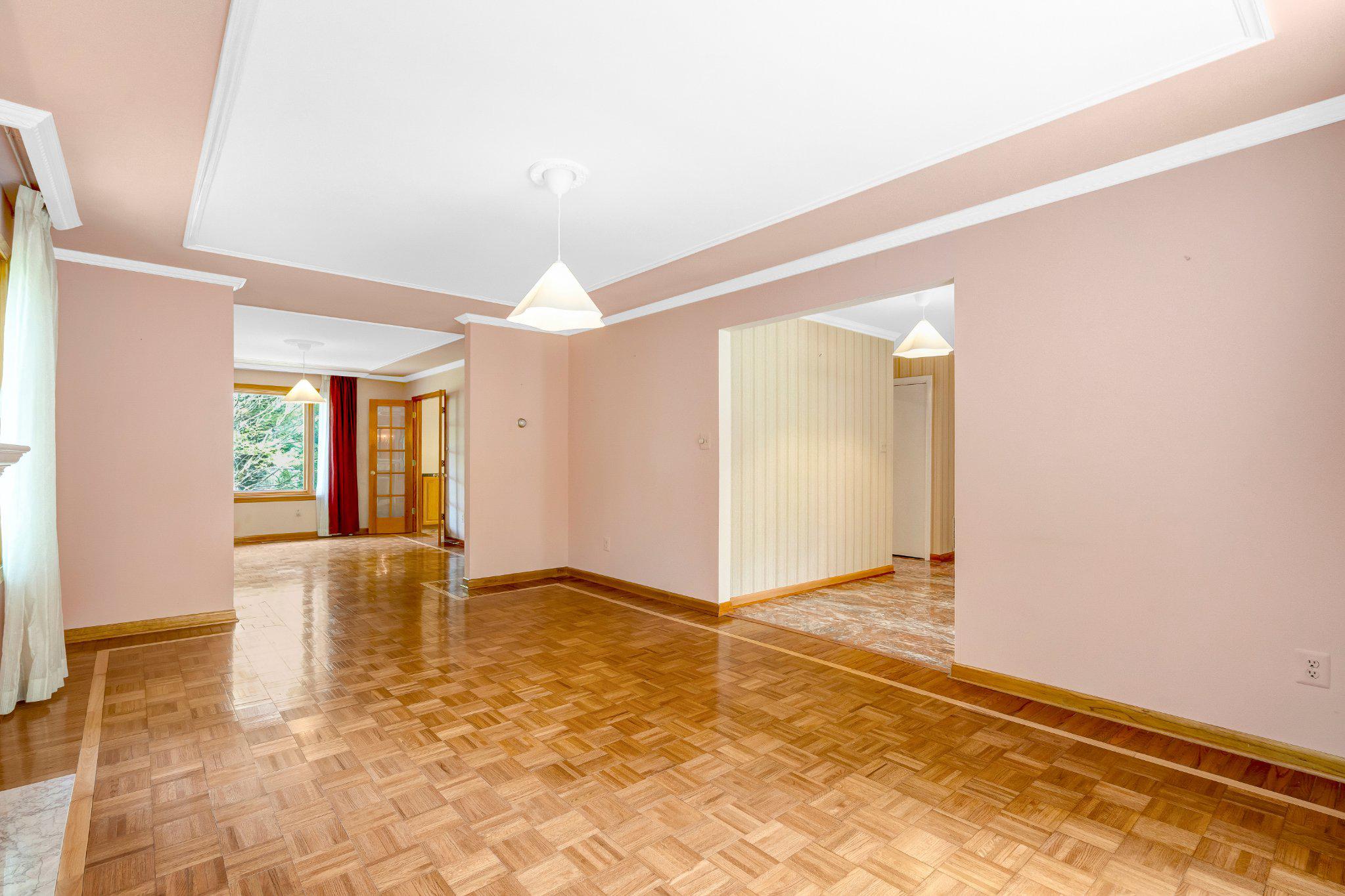 10910 Miller Road Oakton, VA 22124 - Photo 8 of 58 Spacious, sunlit living area awaits you.