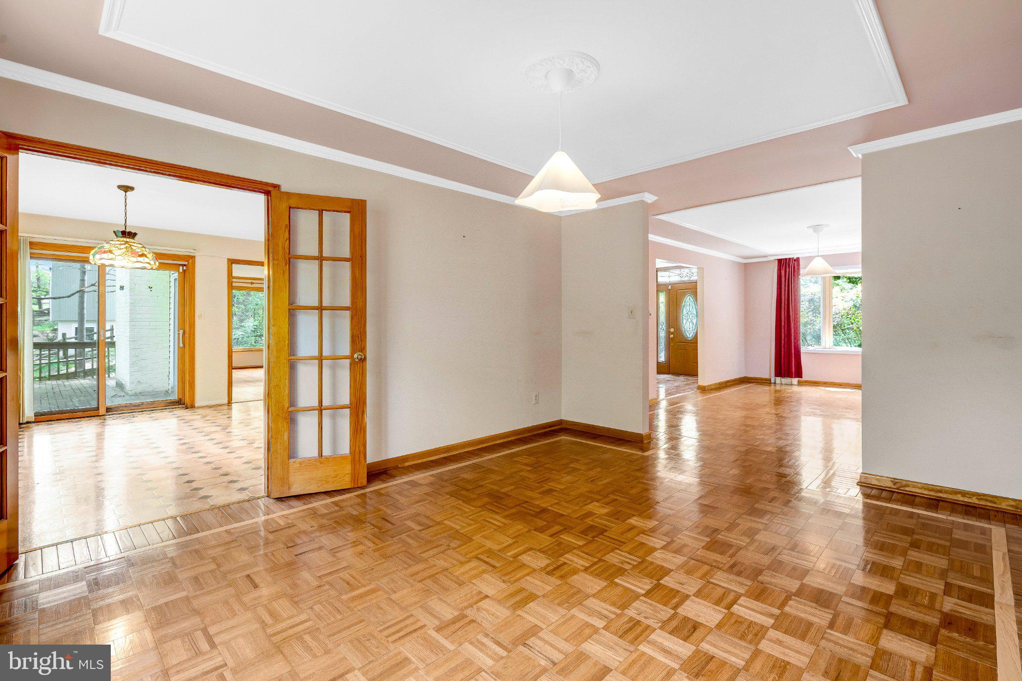 10910 Miller Road Oakton, VA 22124 - Photo 10 of 58