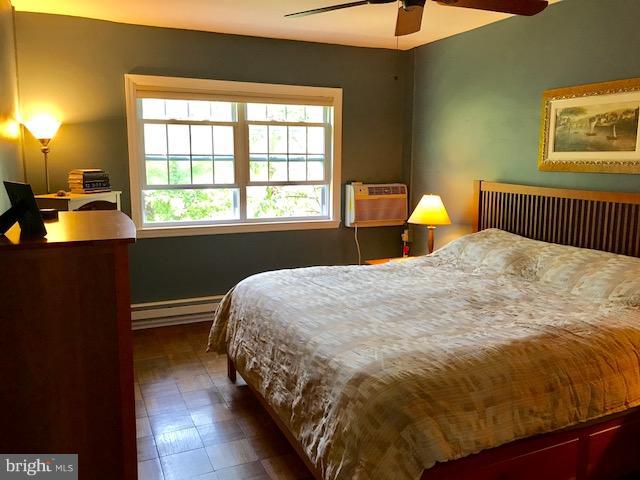3404 Gunston Road Alexandria, VA 22302 - Photo 17 of 30 Bedroom (Master)