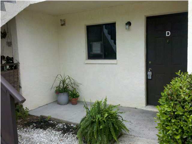 2166 Bees Ferry Road, Unit D Charleston, SC 29414 - Photo 4 of 14 Additional Photo