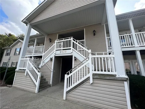 $1,475 | 2620 Guyer Street, Unit 1A, High Point, NC 27265