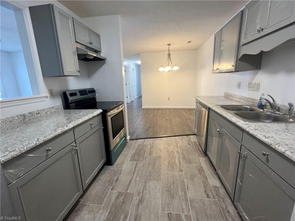 2620 Guyer Street, Unit 1A High Point, NC 27265 - Photo 4 of 35