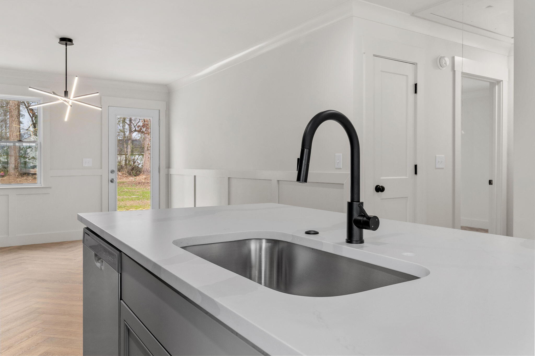 119 North Moore Road Chattanooga, TN 37411 - Photo 13 of 37 gorgeous kitchen island