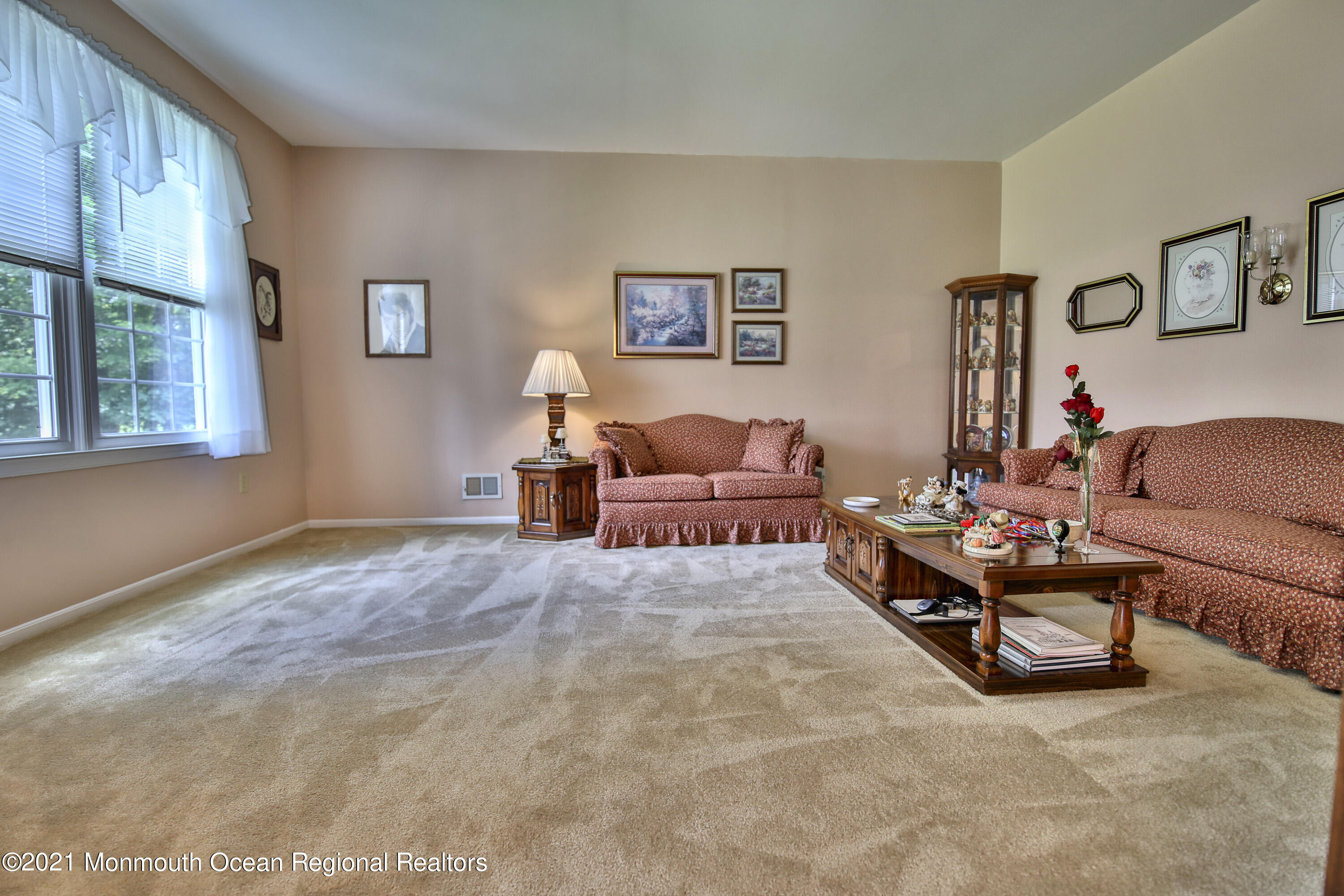 10 Rue Monet Jackson, NJ 08527 - Photo 6 of 30 a living room with furniture window and couch
