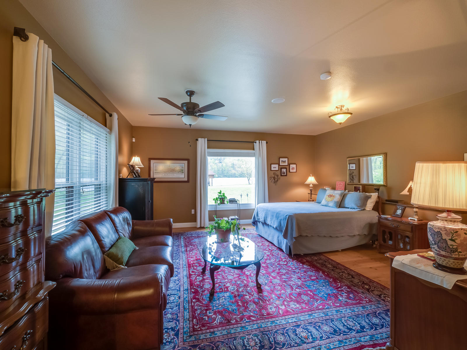 10400 Mullins Cove Road Whitwell, TN 37397 - Photo 27 of 31 Sitting Area in Master.