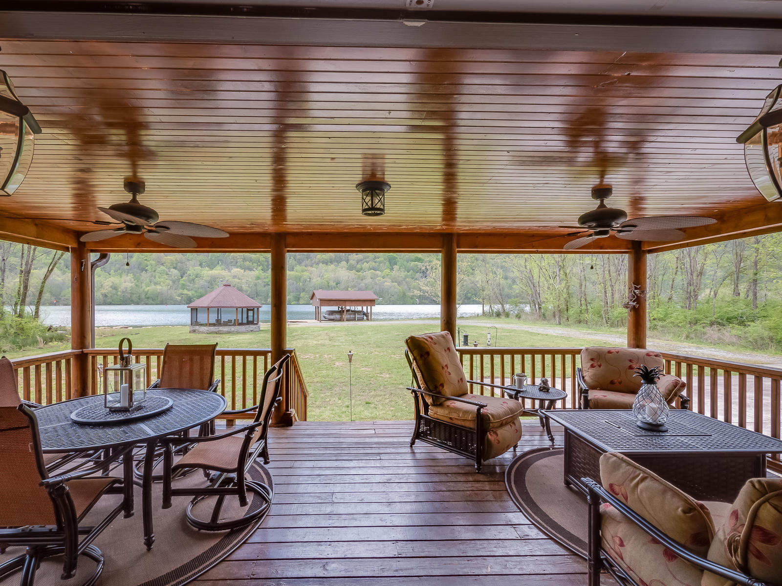 10400 Mullins Cove Road Whitwell, TN 37397 - Photo 4 of 31 Covered Porch.