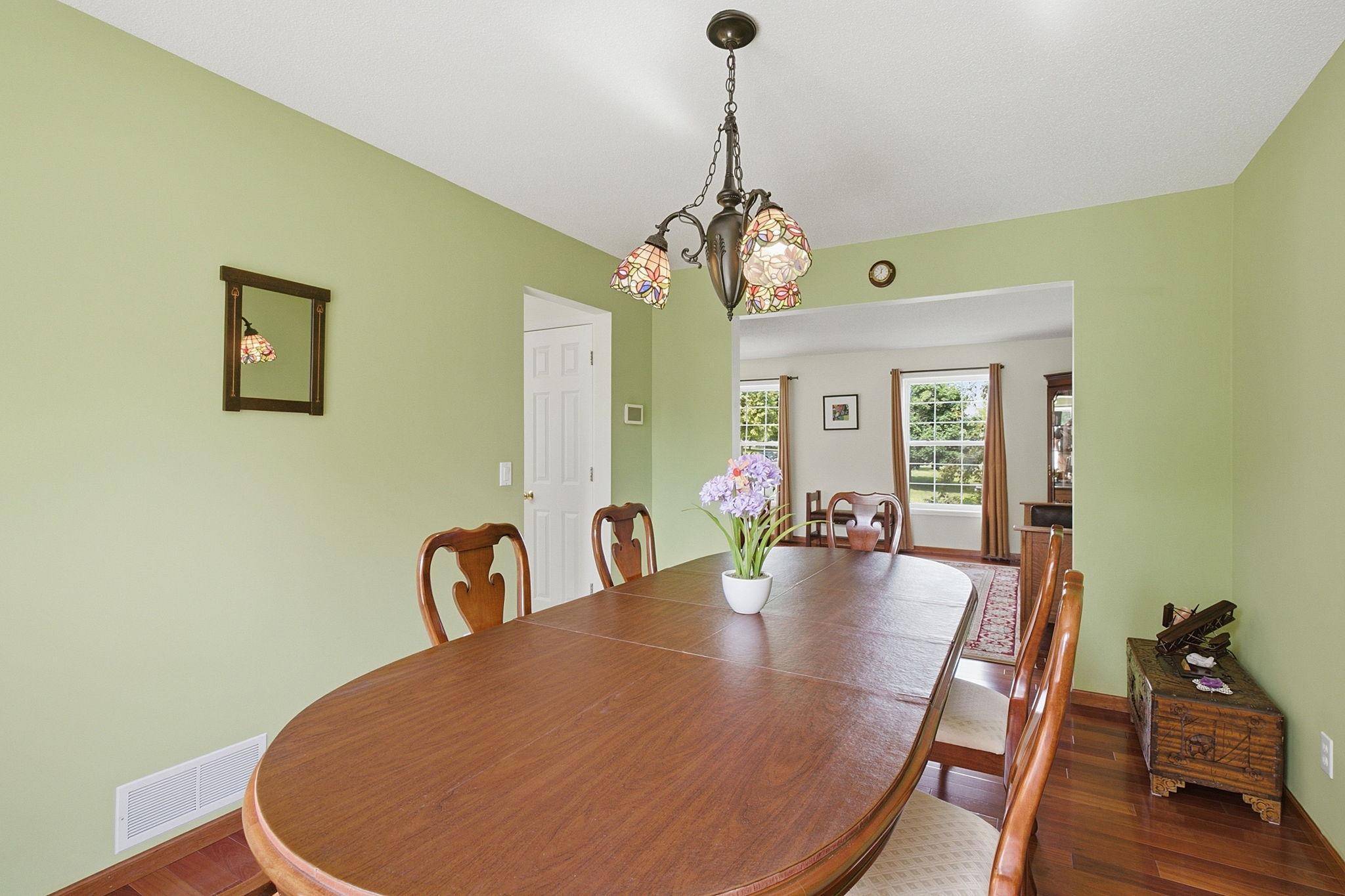 4918 Rusten Road Eagan, MN 55122 - Photo 20 of 58