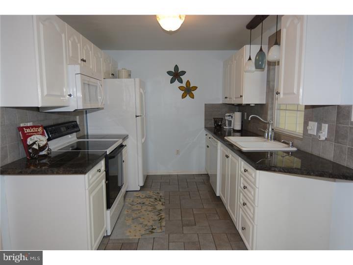 6 Creighton Circle Shillington, PA 19607 - Photo 6 of 25 Gallery Image 6
