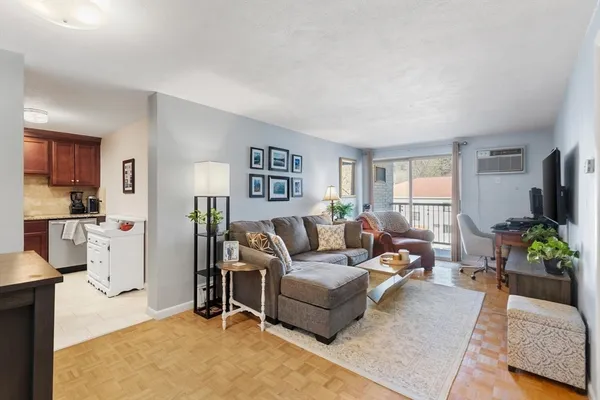 $379,000 | 200 Park Terrace Drive, Unit 245, Stoneham, MA 02180