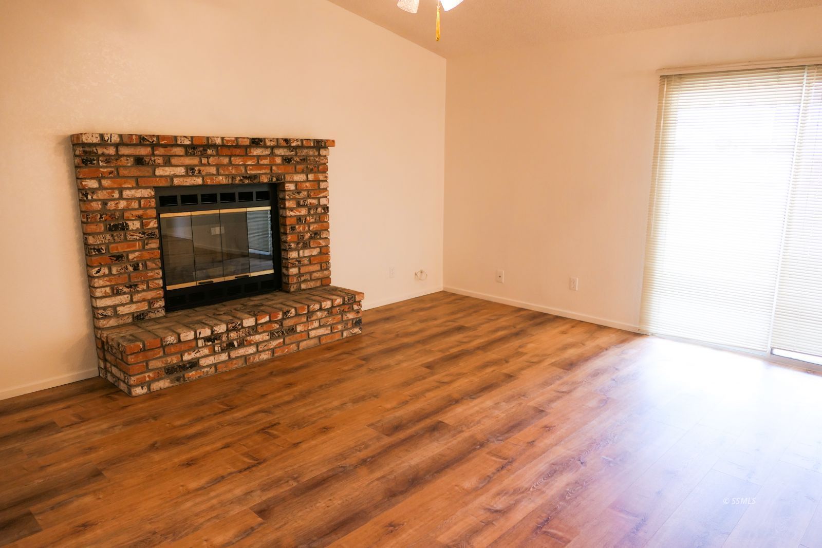 216 East Cardigan Avenue Ridgecrest, CA 93555 - Photo 14 of 38