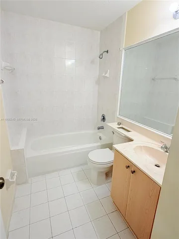 $2,350 | 12635 Southwest 91st Street, Unit 211, Miami, FL 33186