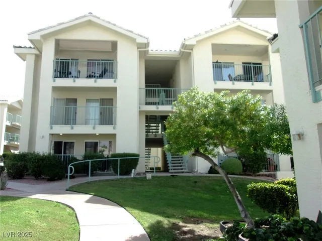 $119,900 | 3550 Bay Sands Drive, Unit 1029, Laughlin, NV 89029