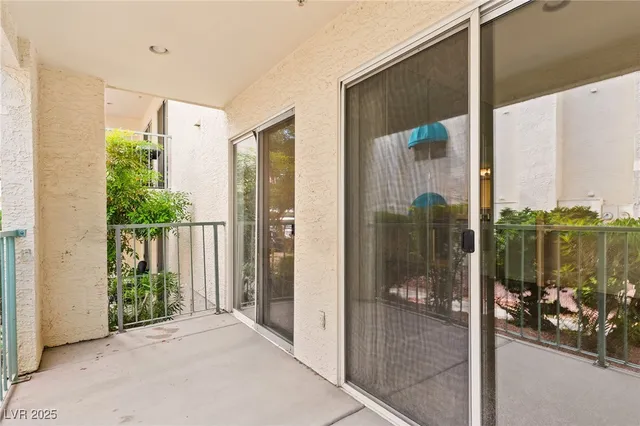 $119,900 | 3550 Bay Sands Drive, Unit 1029, Laughlin, NV 89029