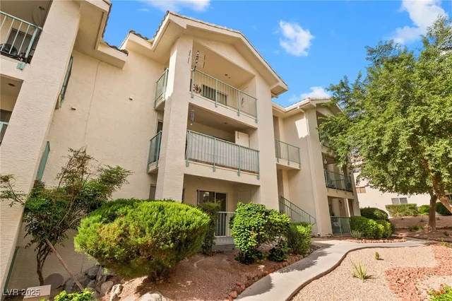 $119,900 | 3550 Bay Sands Drive, Unit 1029, Laughlin, NV 89029