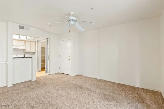 $119,900 | 3550 Bay Sands Drive, Unit 1029, Laughlin, NV 89029