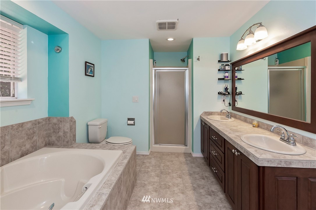 1310 Southwest Station Circle Road Port Orchard, WA 98367 - Photo 24 of 40 Gallery Image 24