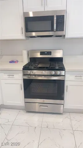 $1,300 | 1405 South Nellis Boulevard, Unit 2013, Las Vegas, NV 89104